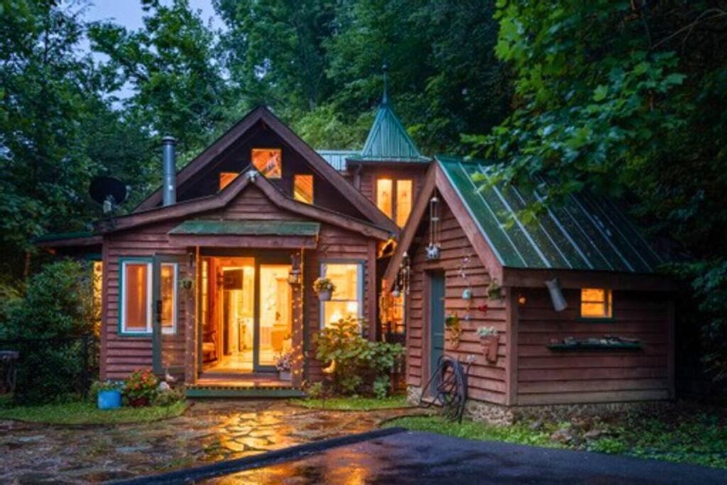 Вилла Romantic Gem, 2 Acres, Hot Tub, Free Pet, King Bed Пиджен-Фордж Экстерьер фото